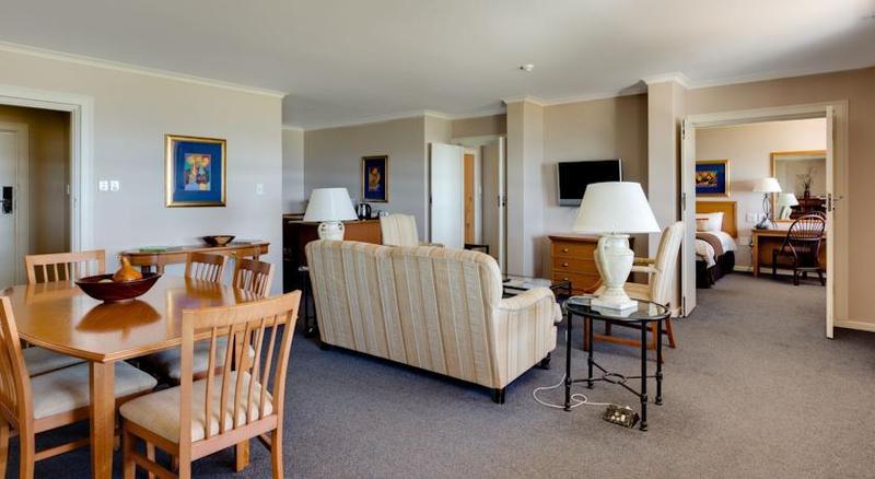 Protea Hotel By Marriott Karridene Beach Amanzimtoti Dış mekan fotoğraf