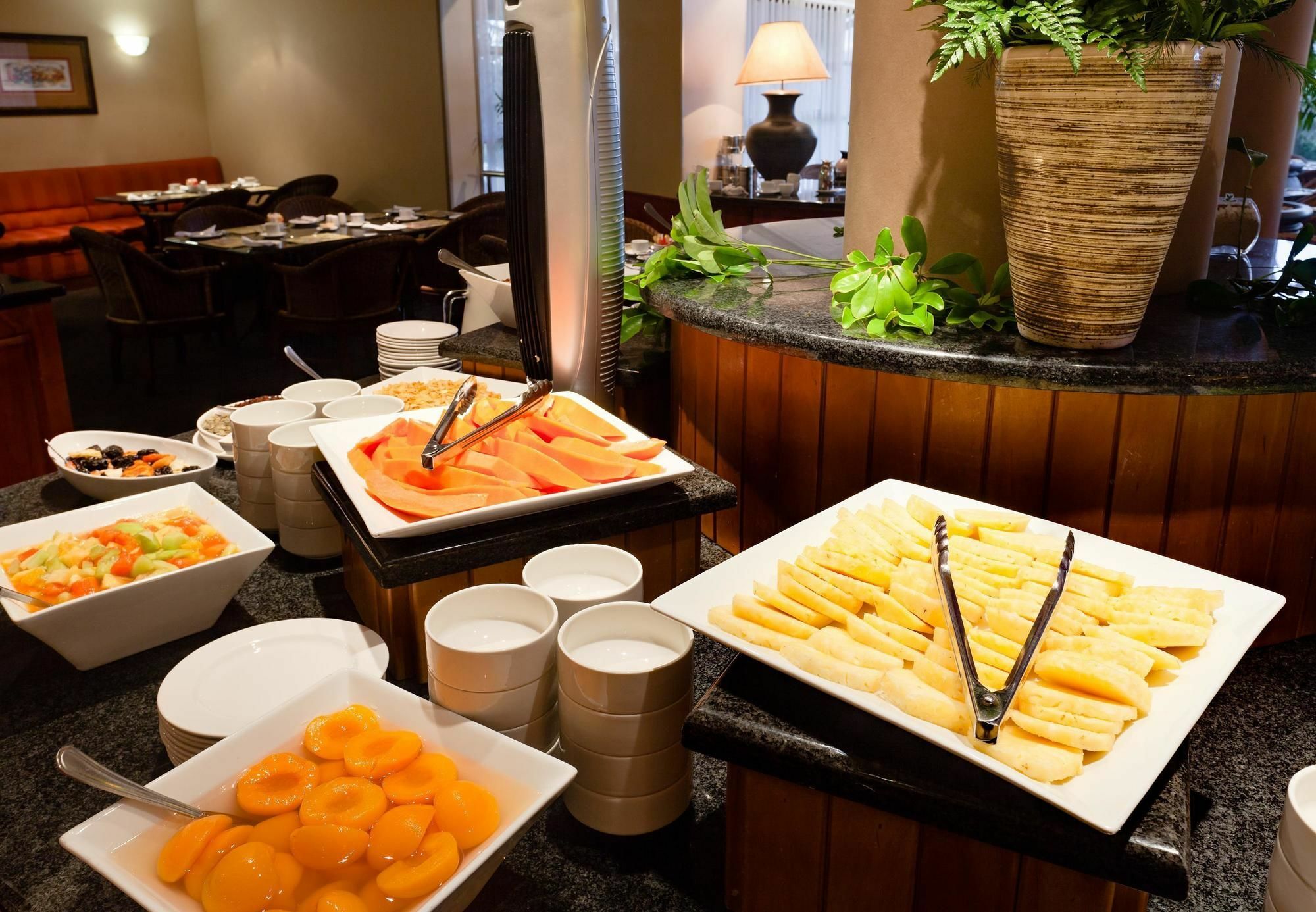 Protea Hotel By Marriott Karridene Beach Amanzimtoti Dış mekan fotoğraf